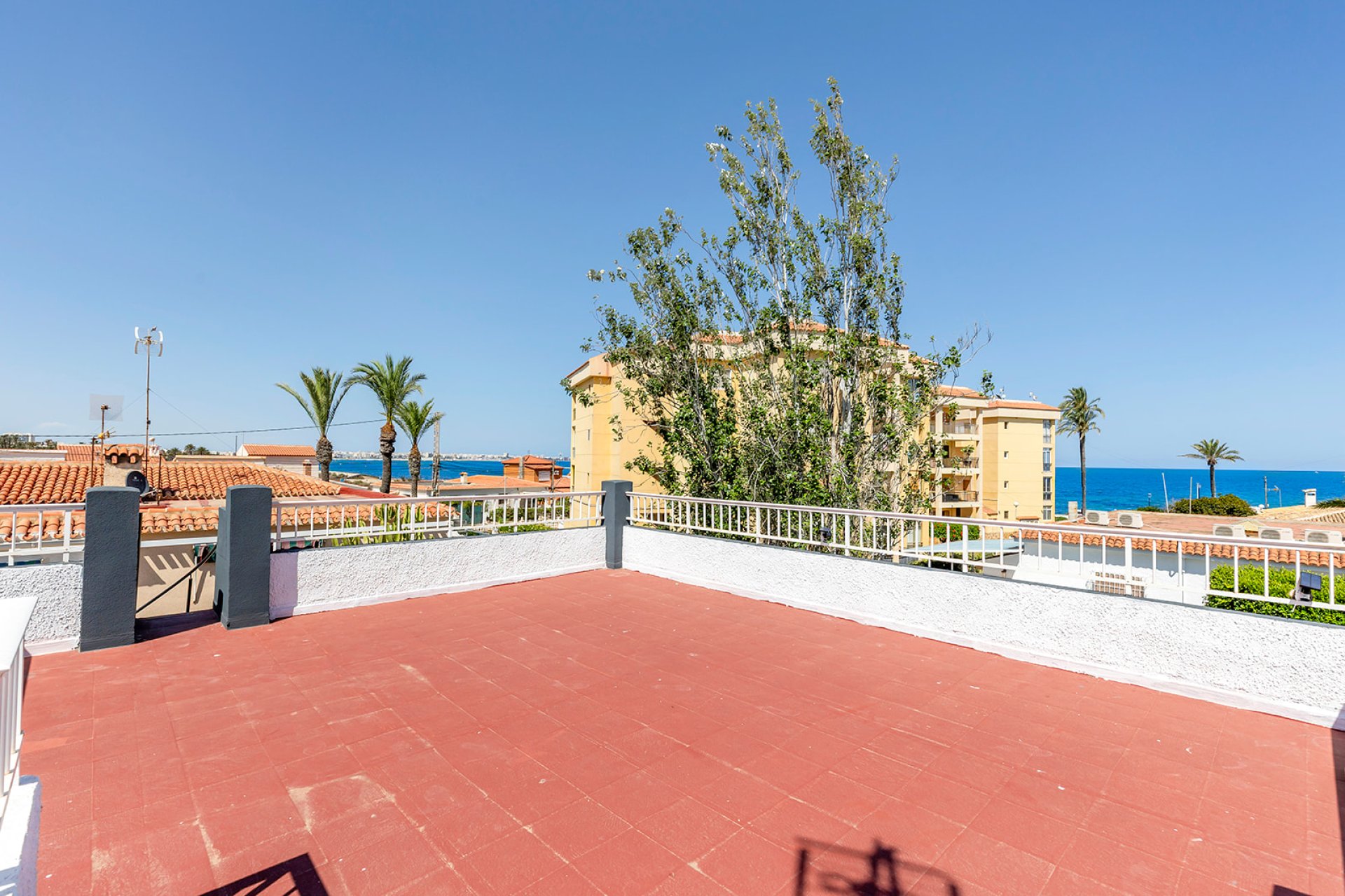 Återförsäljning - Villa -
Torrevieja - Rocio del mar