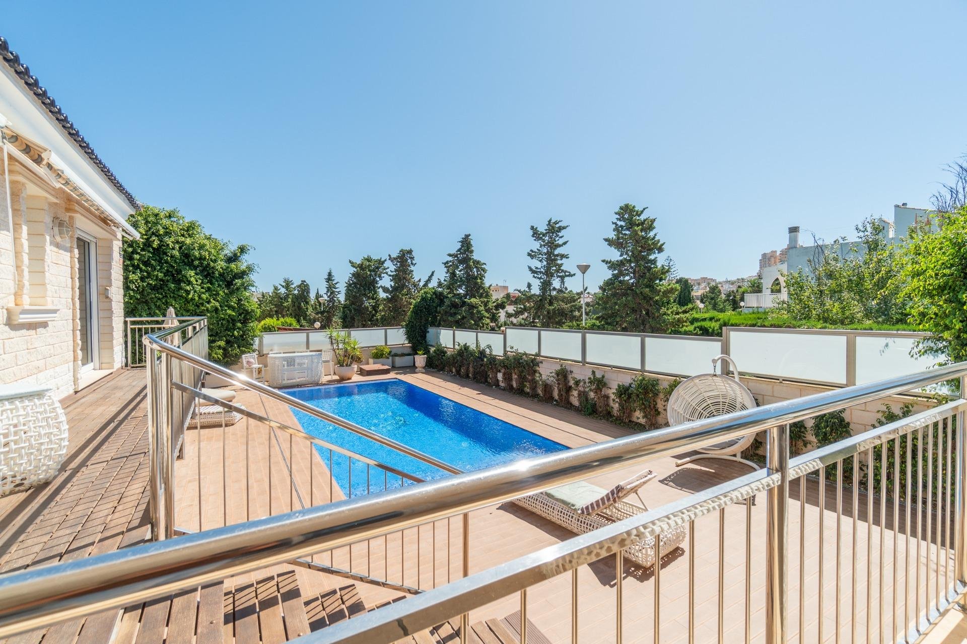 Återförsäljning - Villa -
Torrevieja - Torre la mata
