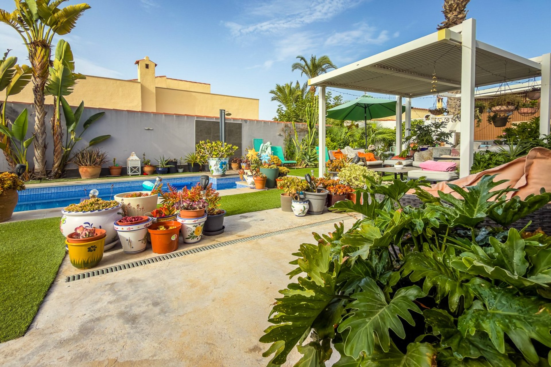 Återförsäljning - Villa -
Torrevieja - Torreta - Florida