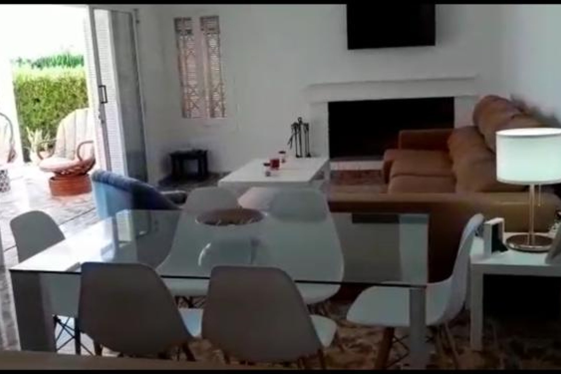 Återförsäljning - Villa -
Torrevieja