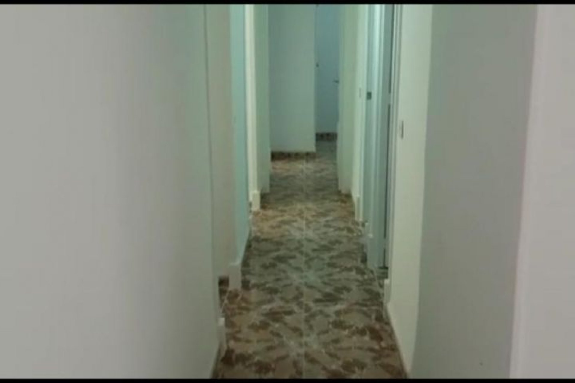 Återförsäljning - Villa -
Torrevieja