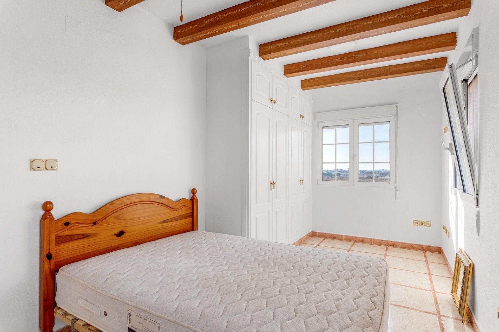 Återförsäljning - Villa -
Torrevieja