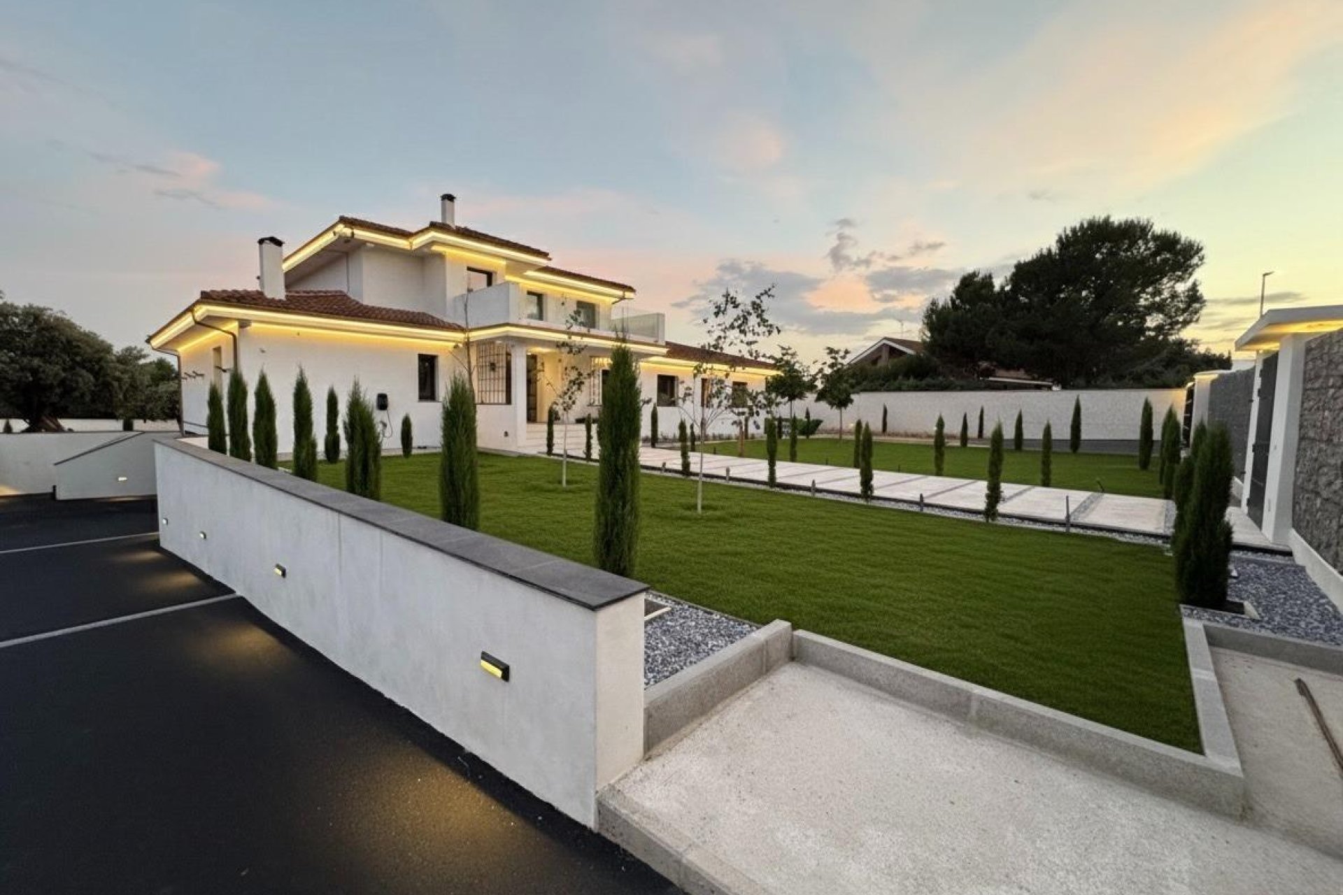 Återförsäljning - Villa -
Valdemorillo - Mojadillas - Parque de las Infantas - El Paraiso
