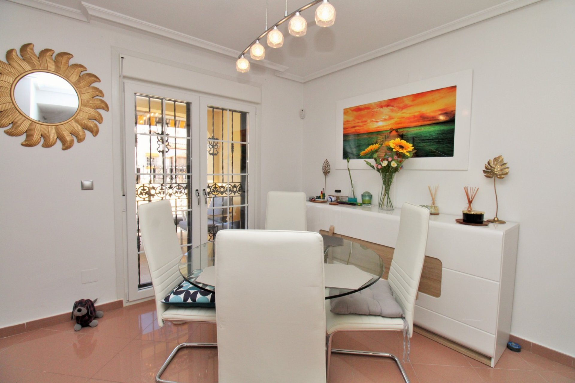 Återförsäljning - Villa -
Villamartin - Los Dolses