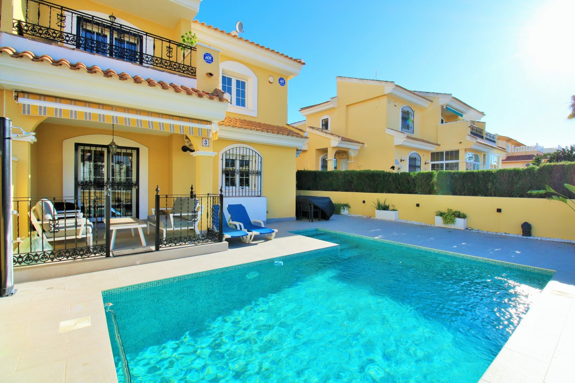 Återförsäljning - Villa -
Villamartin - Los Dolses