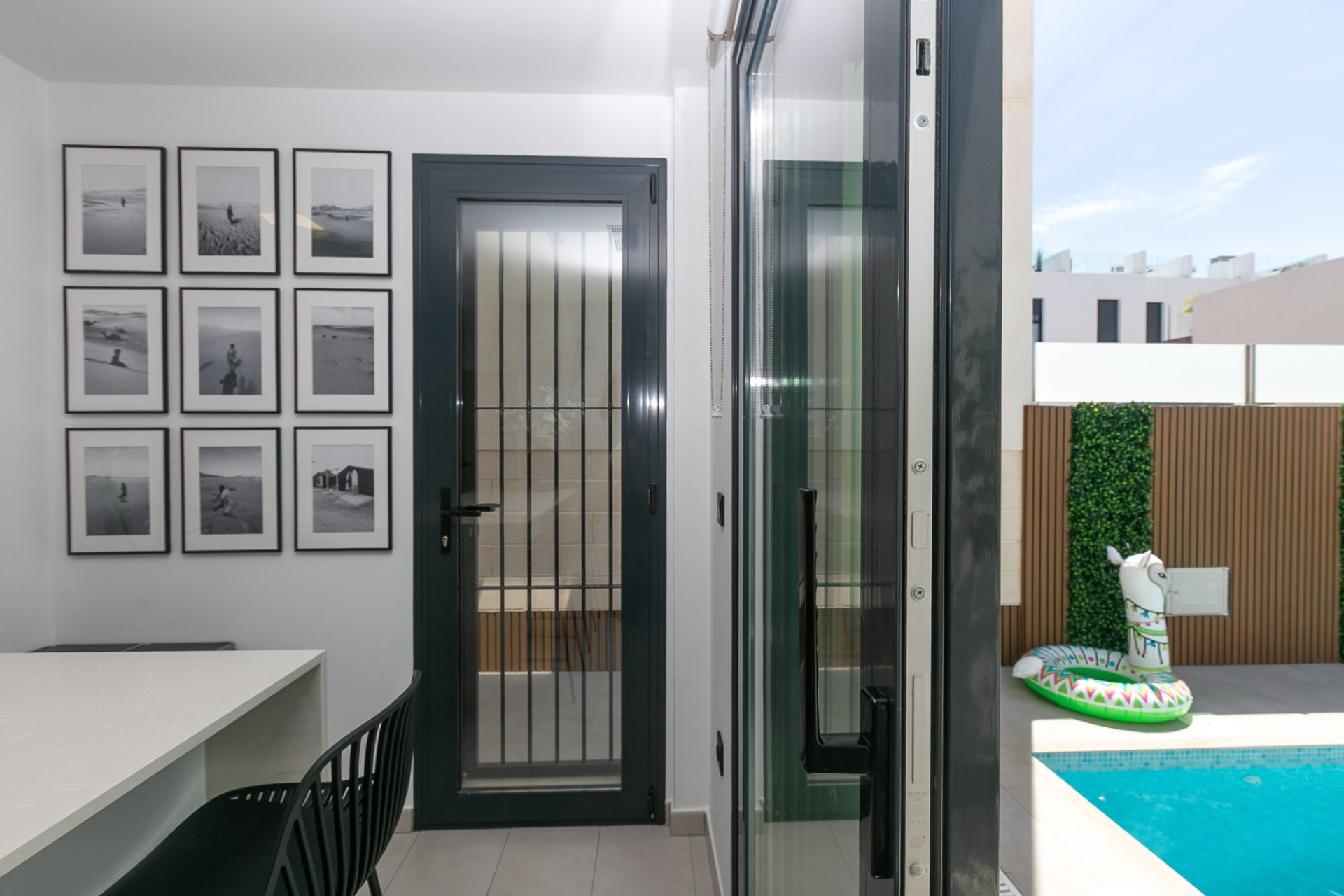 Återförsäljning - Villa -
Villamartin - Pau 26