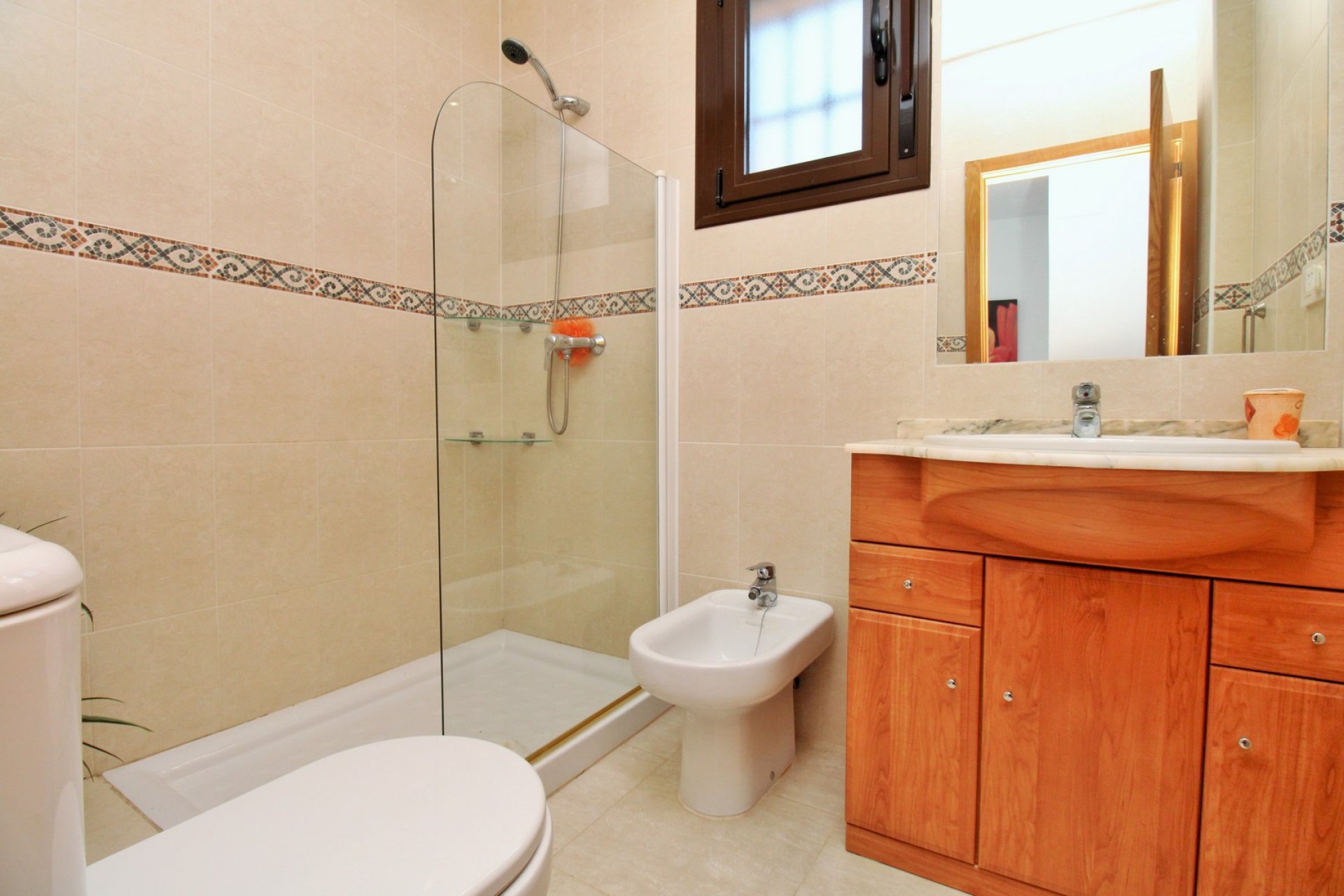 Återförsäljning - Villa -
Villamartin - PAU 8