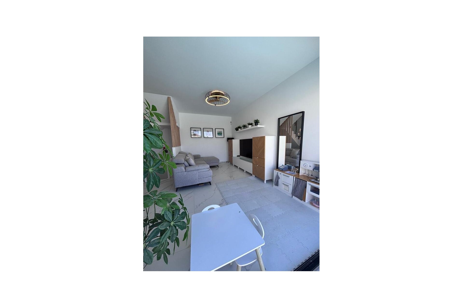 Återförsäljning - Villa -
Villamartin - PAU 8