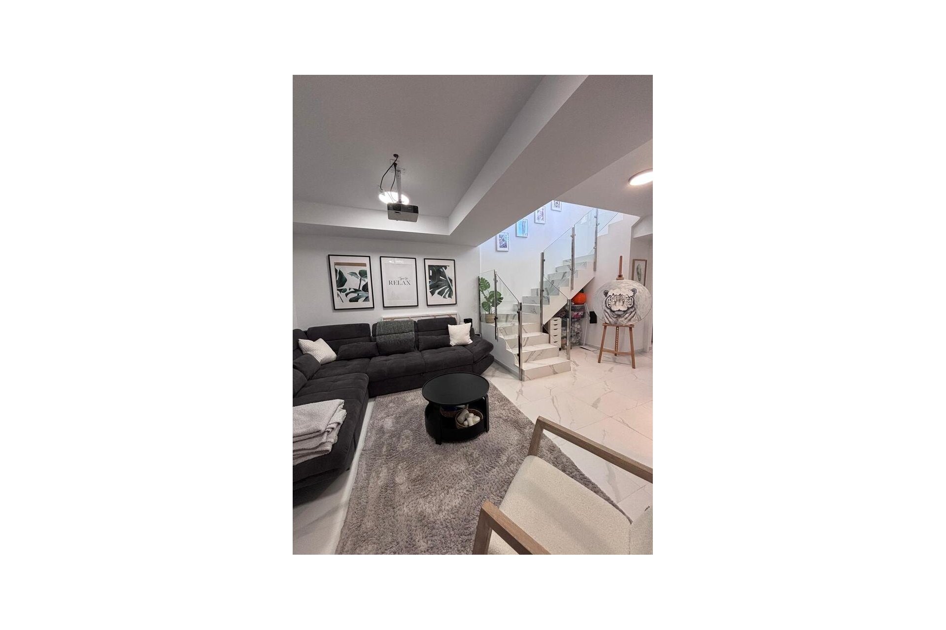 Återförsäljning - Villa -
Villamartin - PAU 8