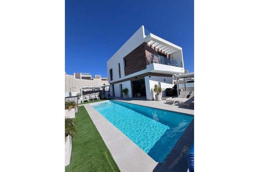Återförsäljning - Villa -
Villamartin - PAU 8