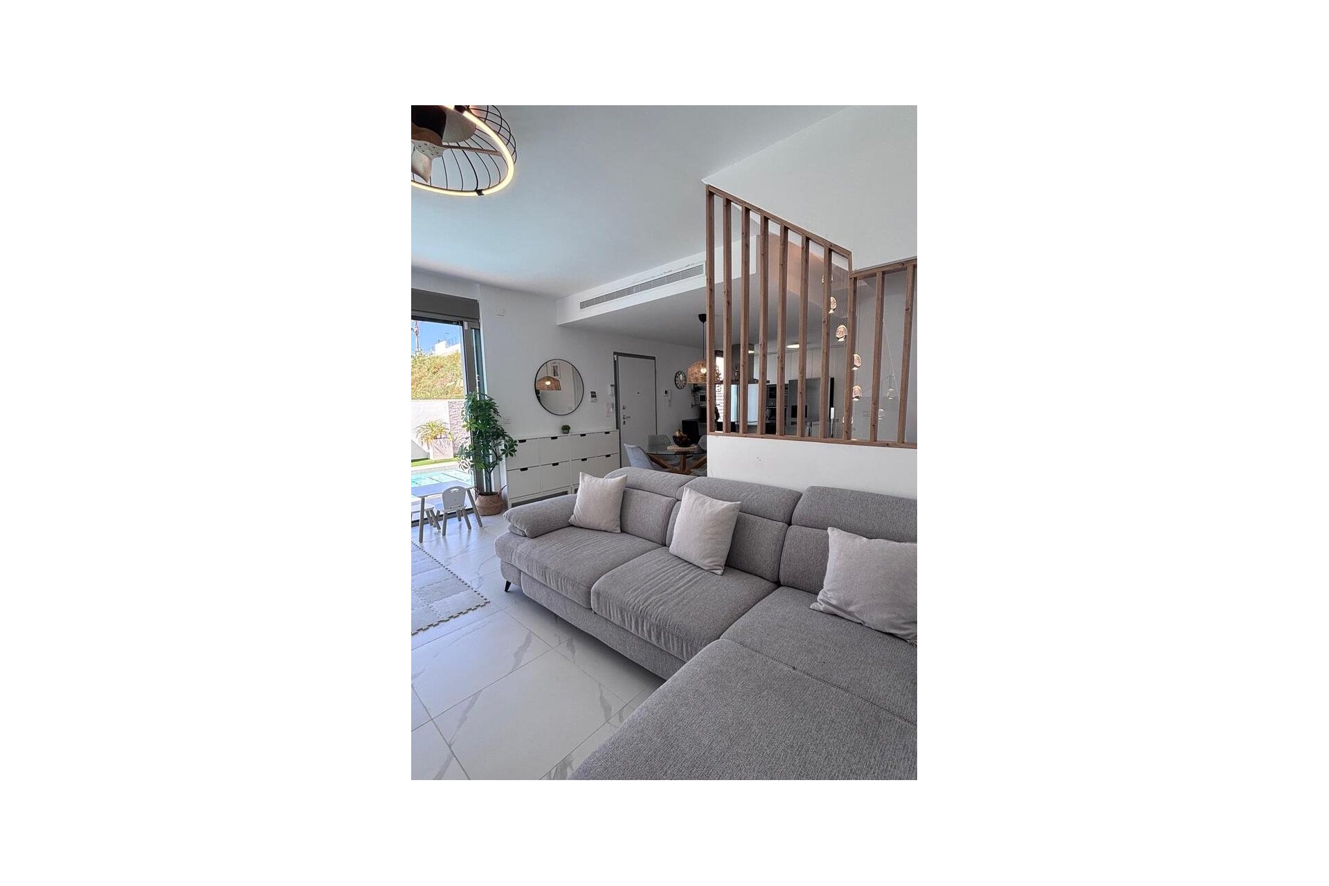 Återförsäljning - Villa -
Villamartin - PAU 8