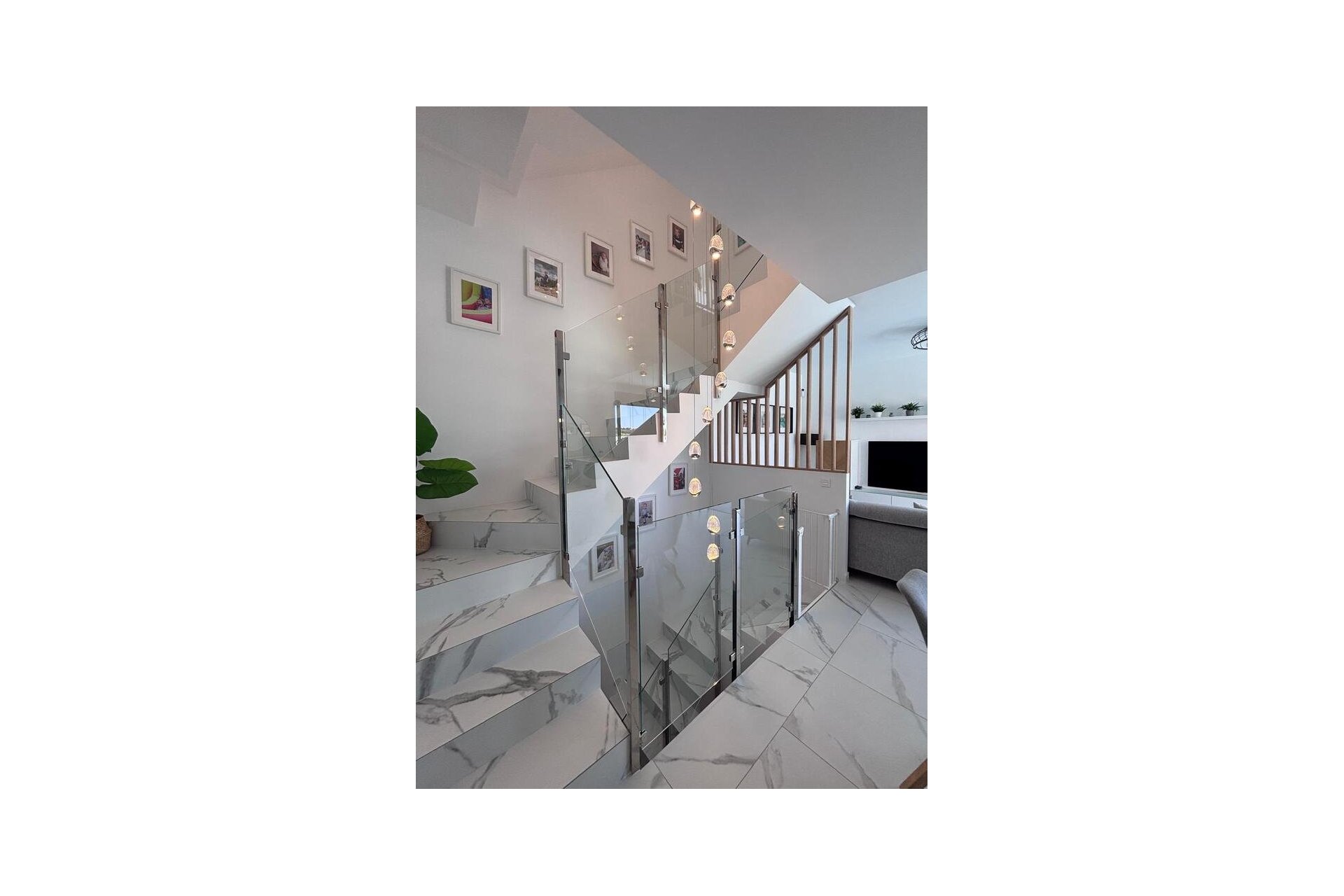 Återförsäljning - Villa -
Villamartin - PAU 8
