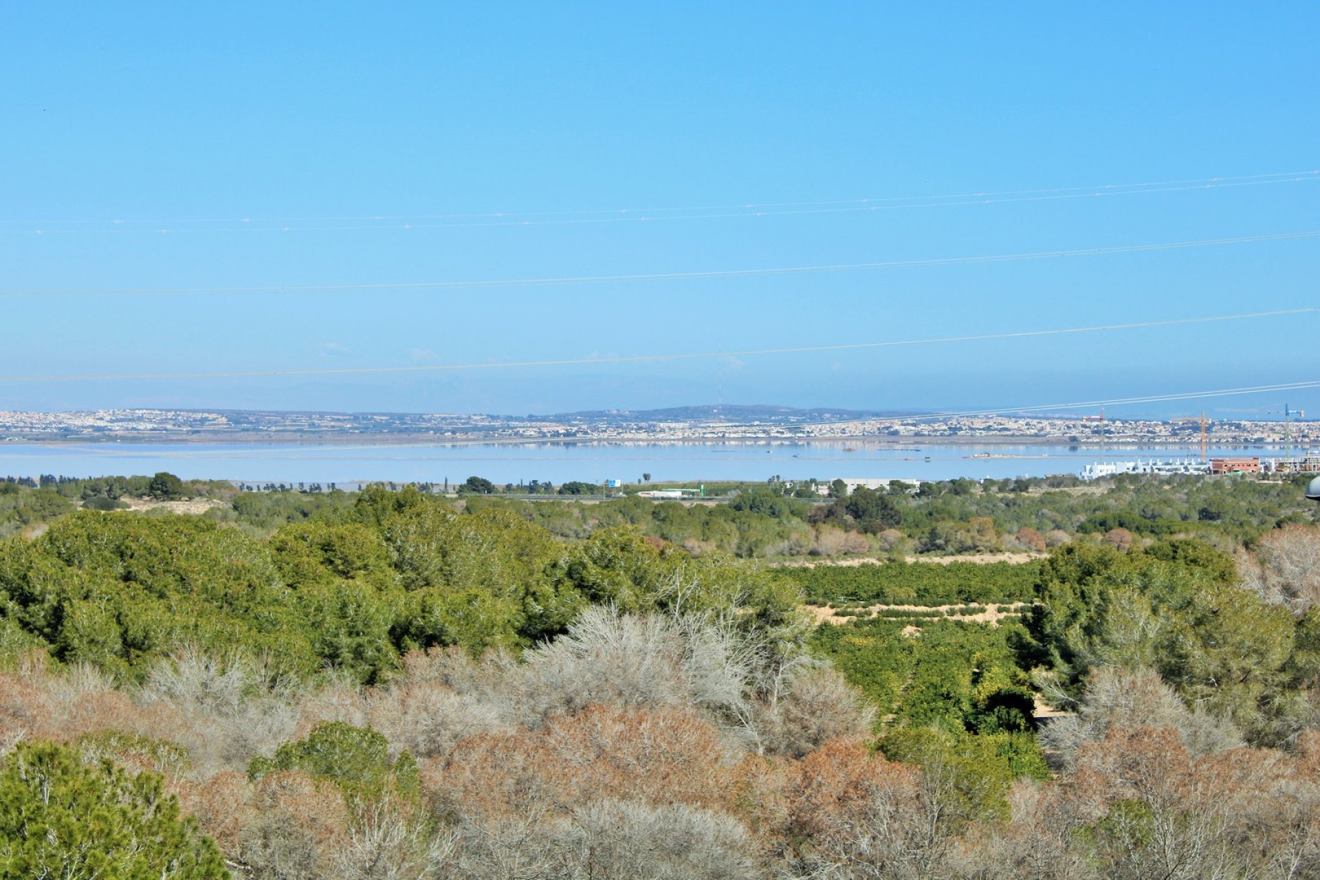 Återförsäljning - Villa -
Villamartin - Villamartín