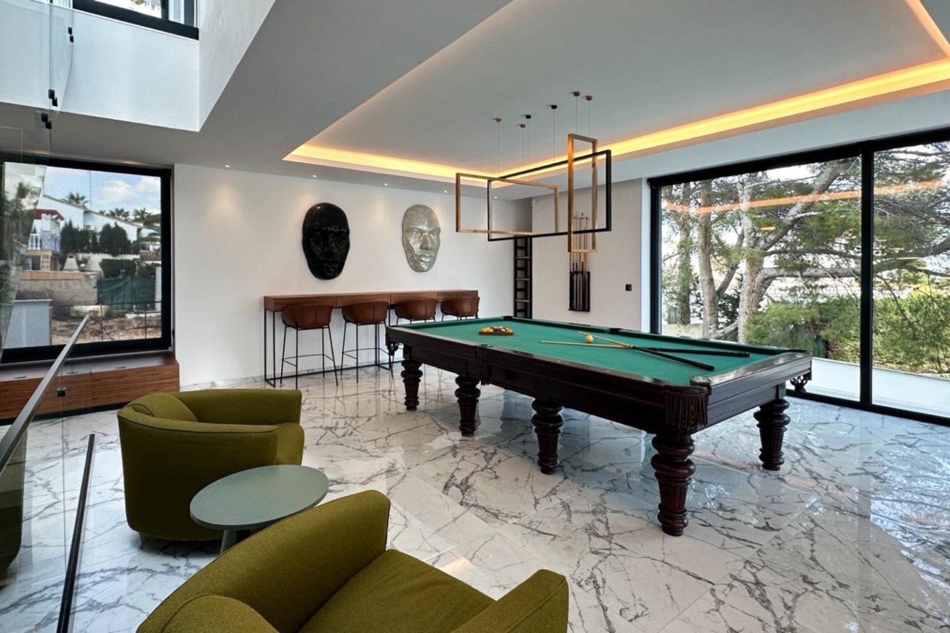 Återförsäljning - Villa -
Villamartin - Villamartín