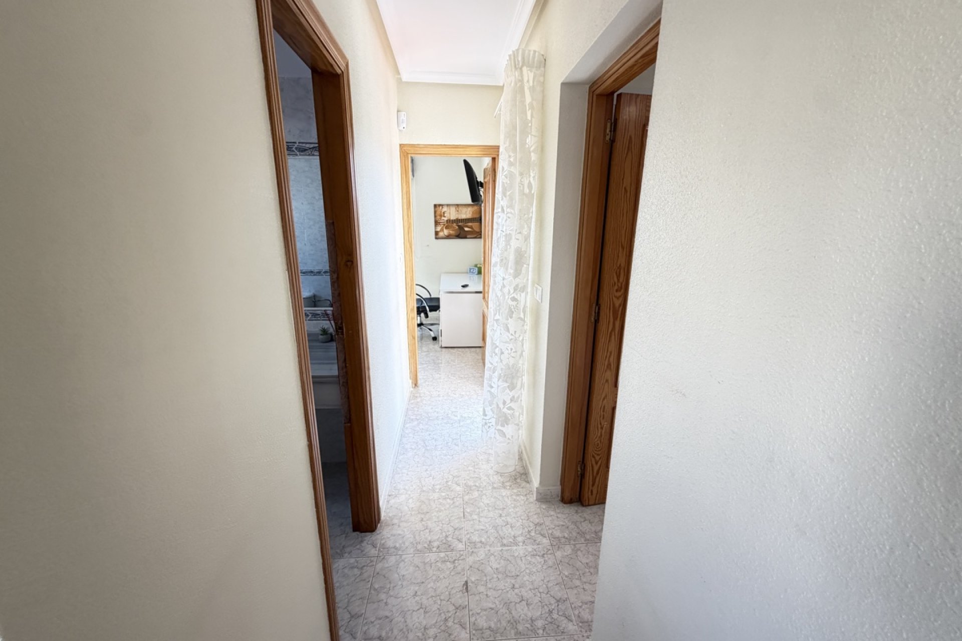 Återförsäljning - Villa -
Villamartin - Villamartín