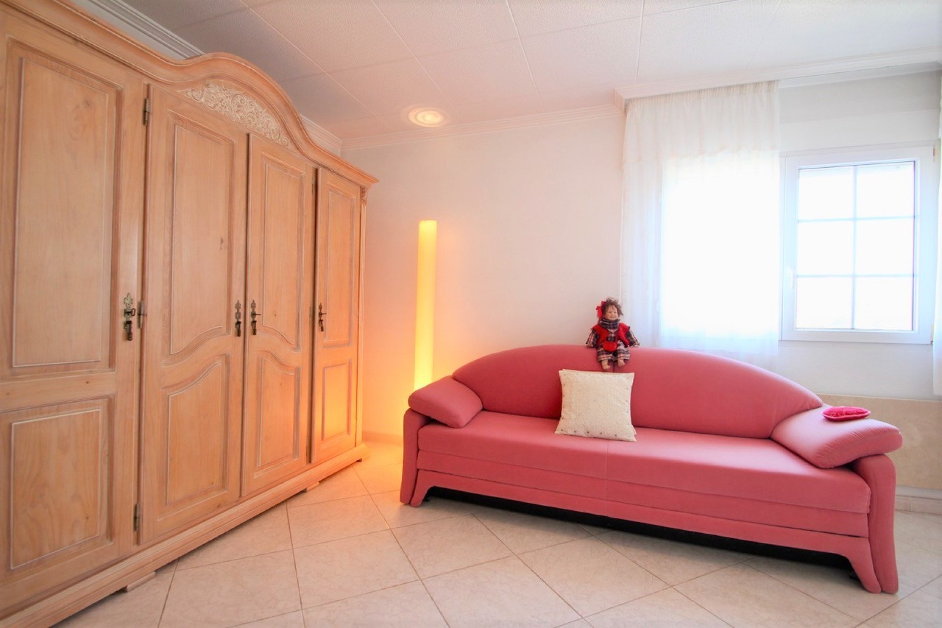 Återförsäljning - Villa -
Villamartin - Villamartín