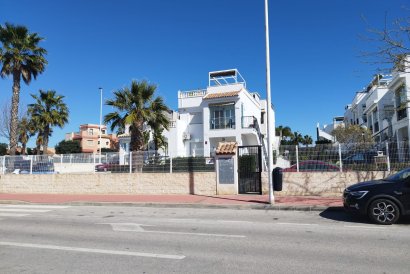 Bungalow - Återförsäljning - Torrevieja - Aguas Nuevas