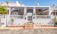 Bungalow - Återförsäljning -
            Torrevieja - HP-74850