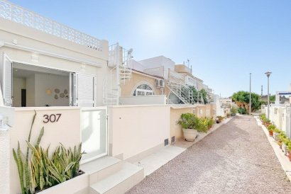 Bungalow - Återförsäljning - Torrevieja - La Siesta - El Salado - Torreta