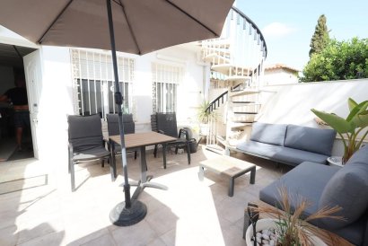 Bungalow - Återförsäljning - Torrevieja - La Siesta - El Salado - Torreta