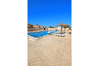 Bungalow - Återförsäljning - Torrevieja - Los Altos