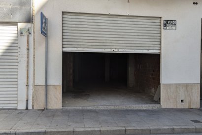 Commercial Unit - Återförsäljning - Torrevieja - Torrevieja