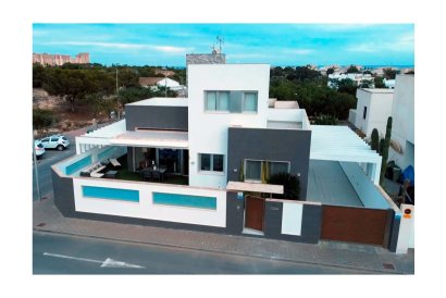 Detached House / Villa - Resale - Mil Palmeras - Mil Palmeras