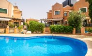Detached villa - Återförsäljning -
            Torrevieja - GBS-44774