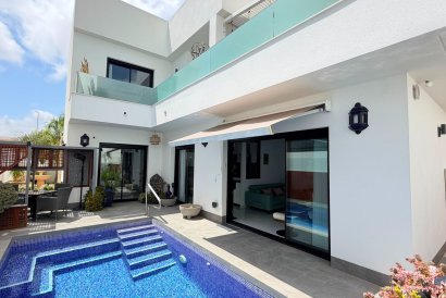 Detached villa - Resale - Los Montesinos - La Herrada