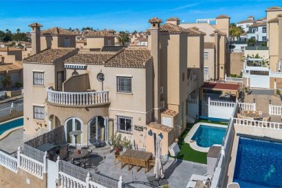 Detached villa - Resale - Orihuela Costa - Villamartin