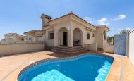 Detached villa - Resale -
            Orihuela - OR-73911