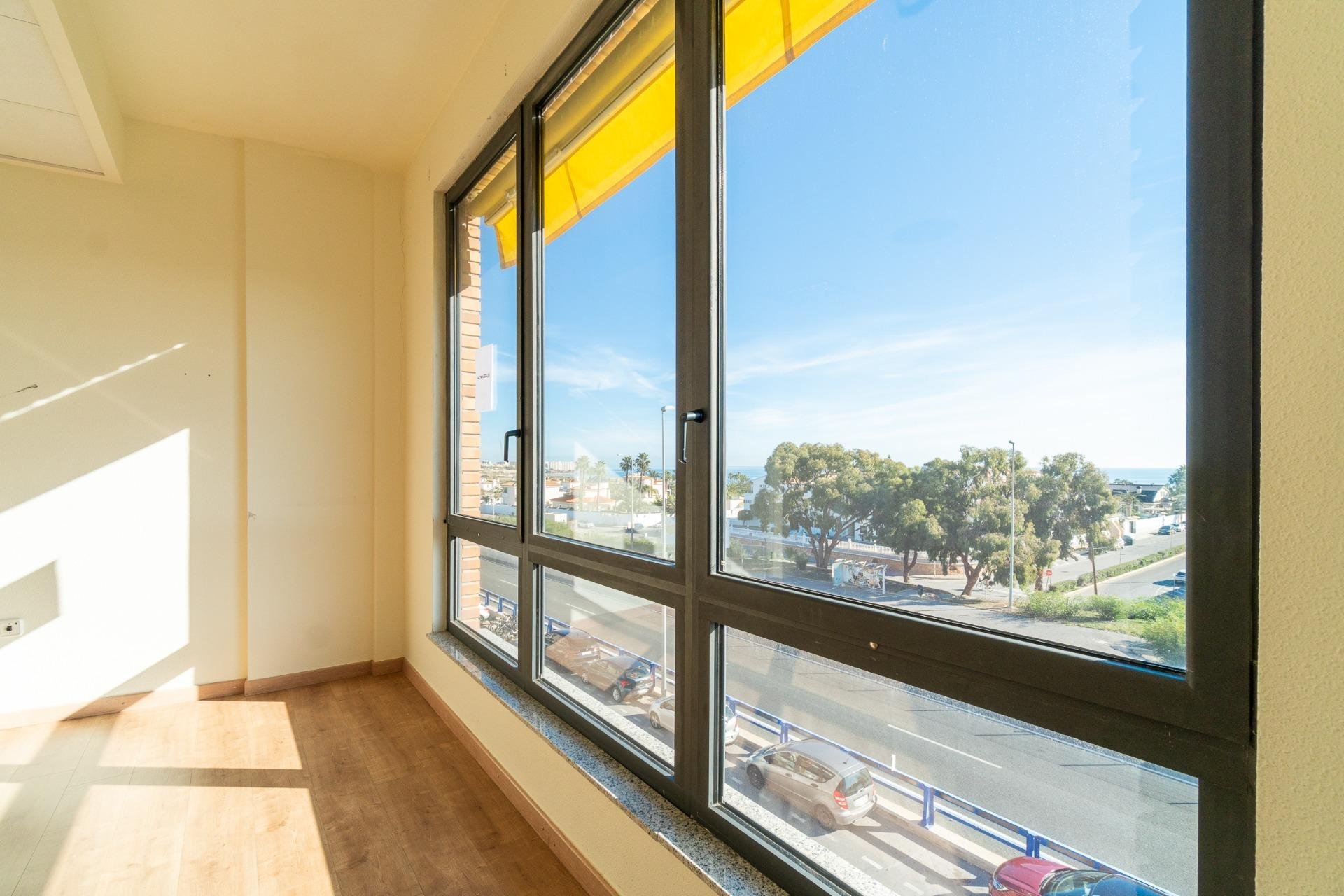 Långtidsuthyrning - Commercial Unit -
Orihuela Costa - Playa Flamenca