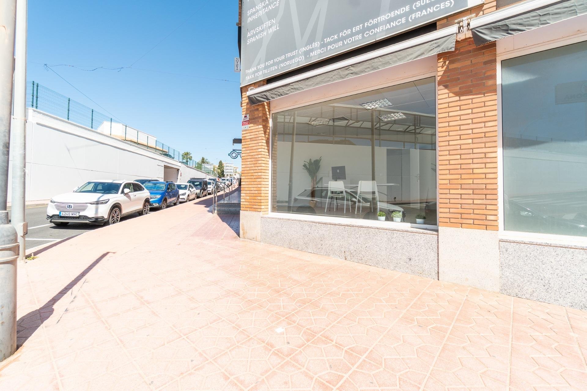 Långtidsuthyrning - Commercial Unit -
Orihuela Costa - Playa Flamenca