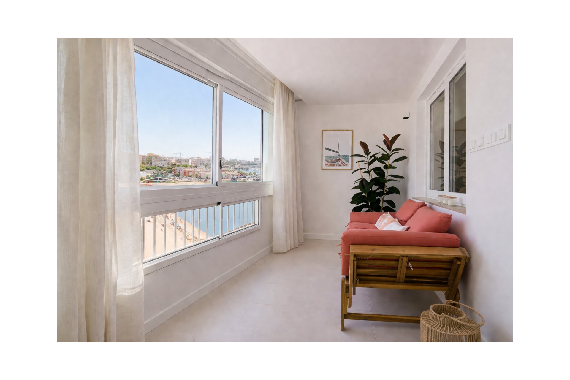 Long Term Rental - Apartment -
Torrevieja - Playa del Acequión