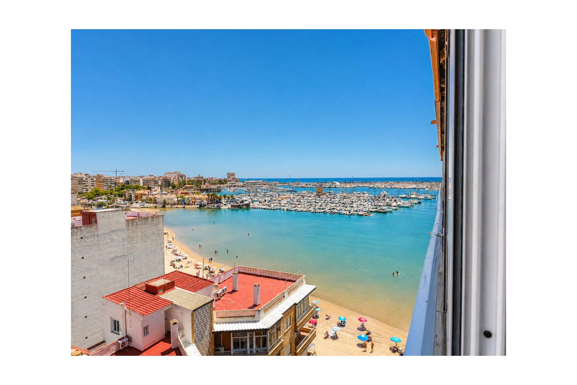 Long Term Rental - Apartment -
Torrevieja - Playa del Acequión
