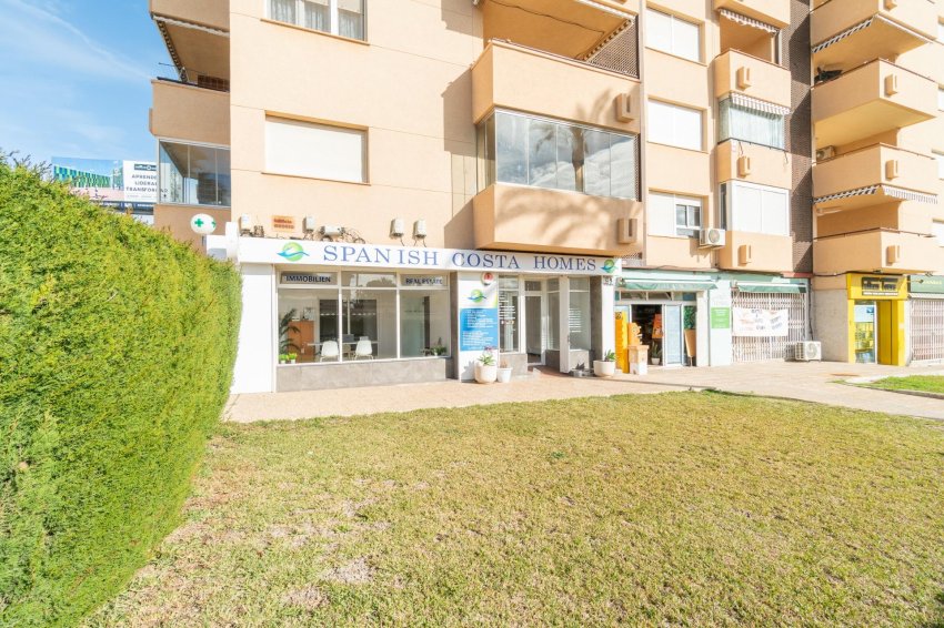 Long Term Rental - Commercial Unit -
Orihuela Costa - La Zenia