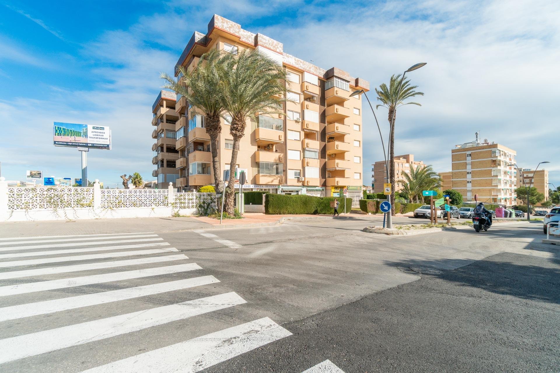 Long Term Rental - Commercial Unit -
Orihuela Costa - La Zenia