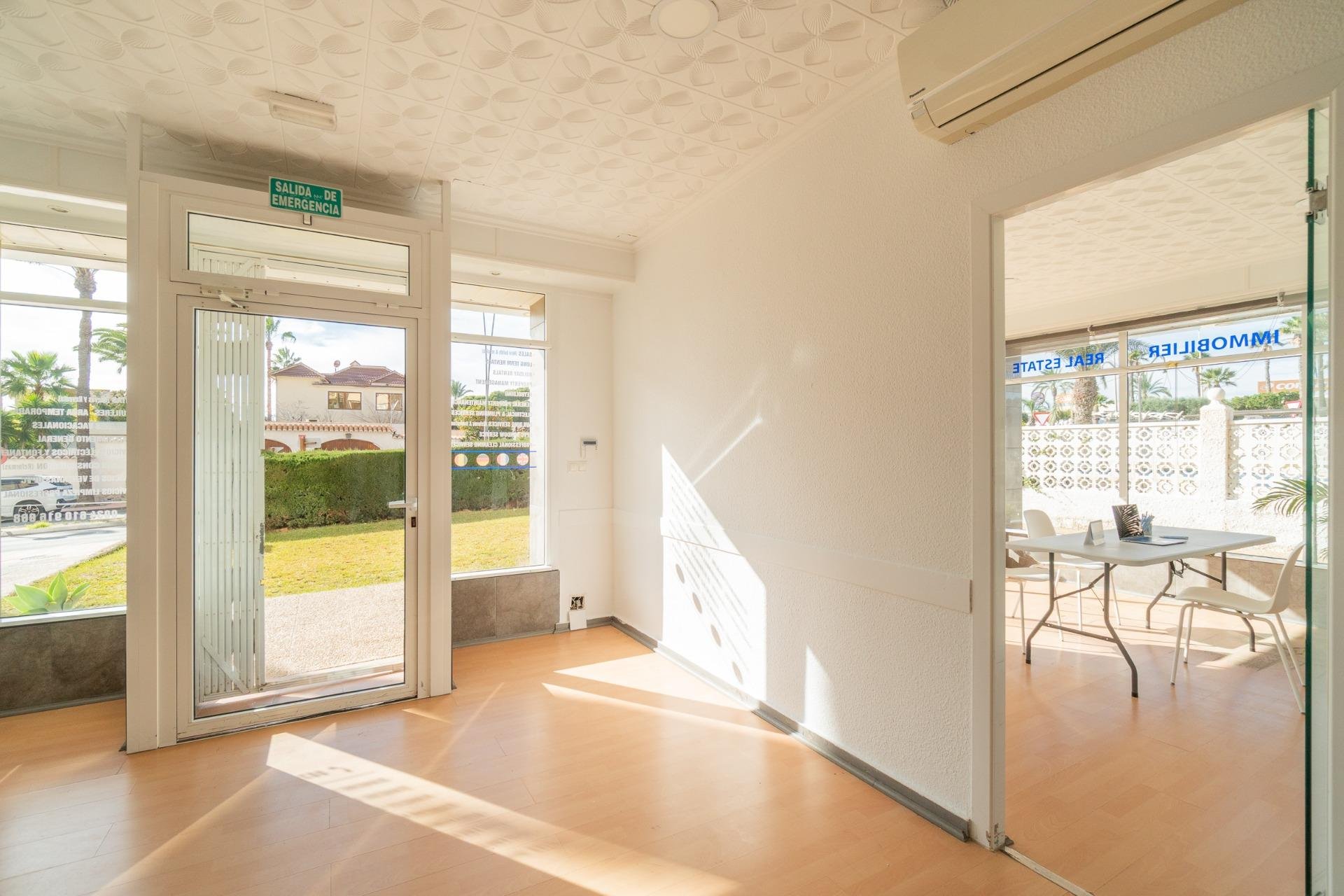 Long Term Rental - Commercial Unit -
Orihuela Costa - La Zenia