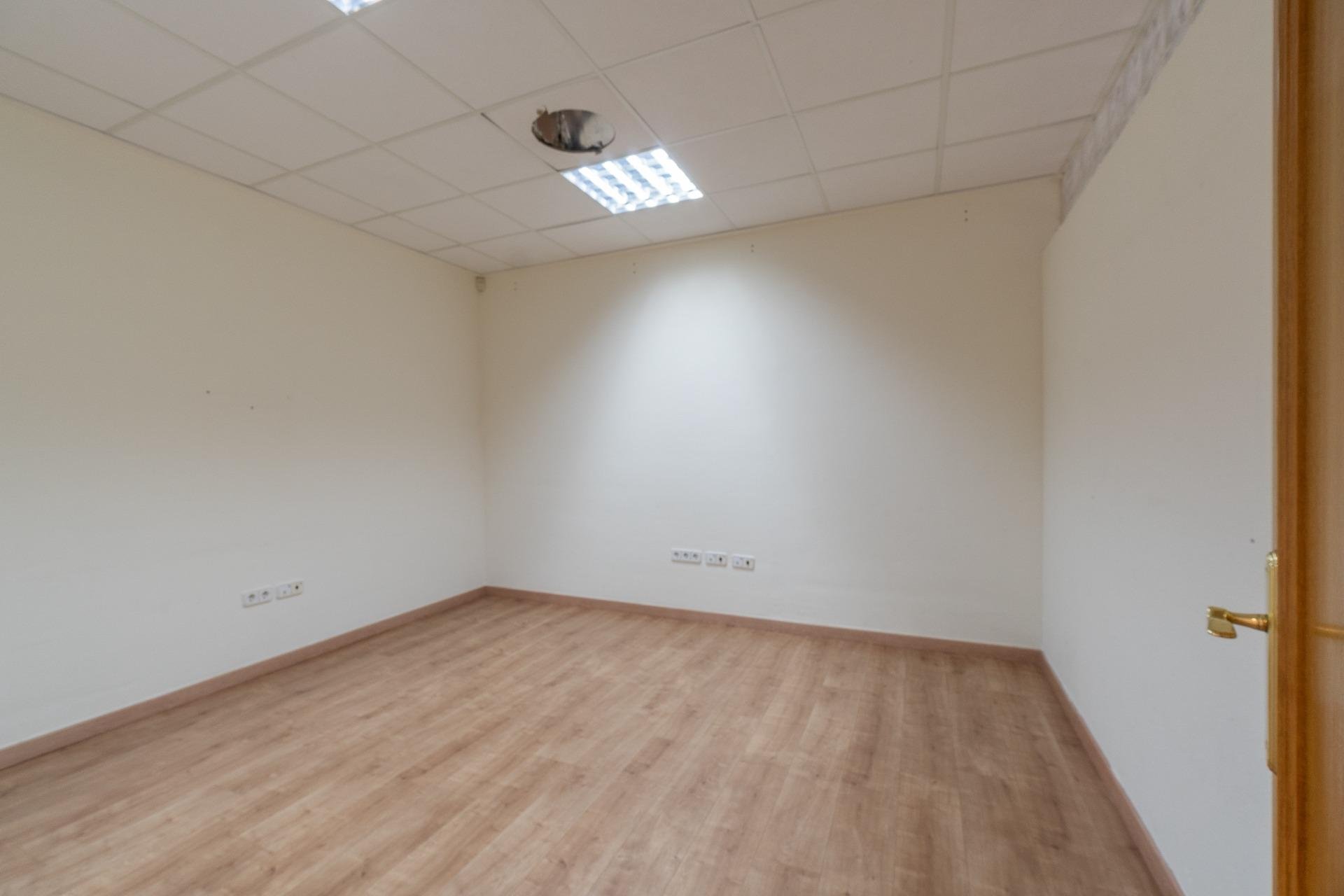 Long Term Rental - Commercial Unit -
Orihuela Costa - Playa Flamenca