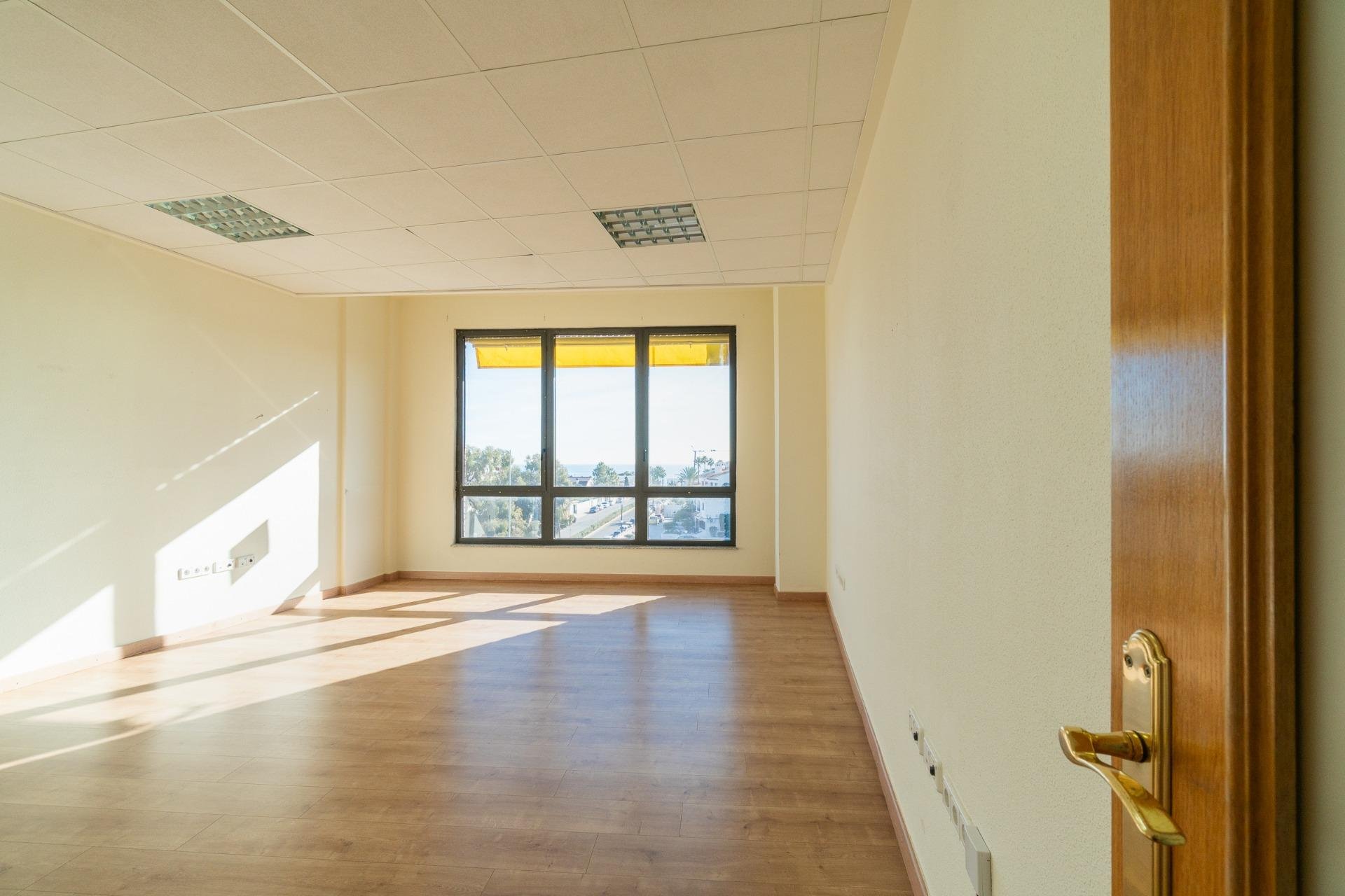 Long Term Rental - Commercial Unit -
Orihuela Costa - Playa Flamenca