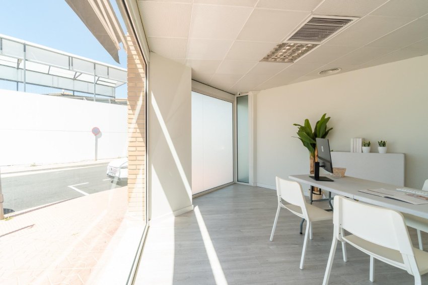 Long Term Rental - Commercial Unit -
Orihuela Costa - Playa Flamenca