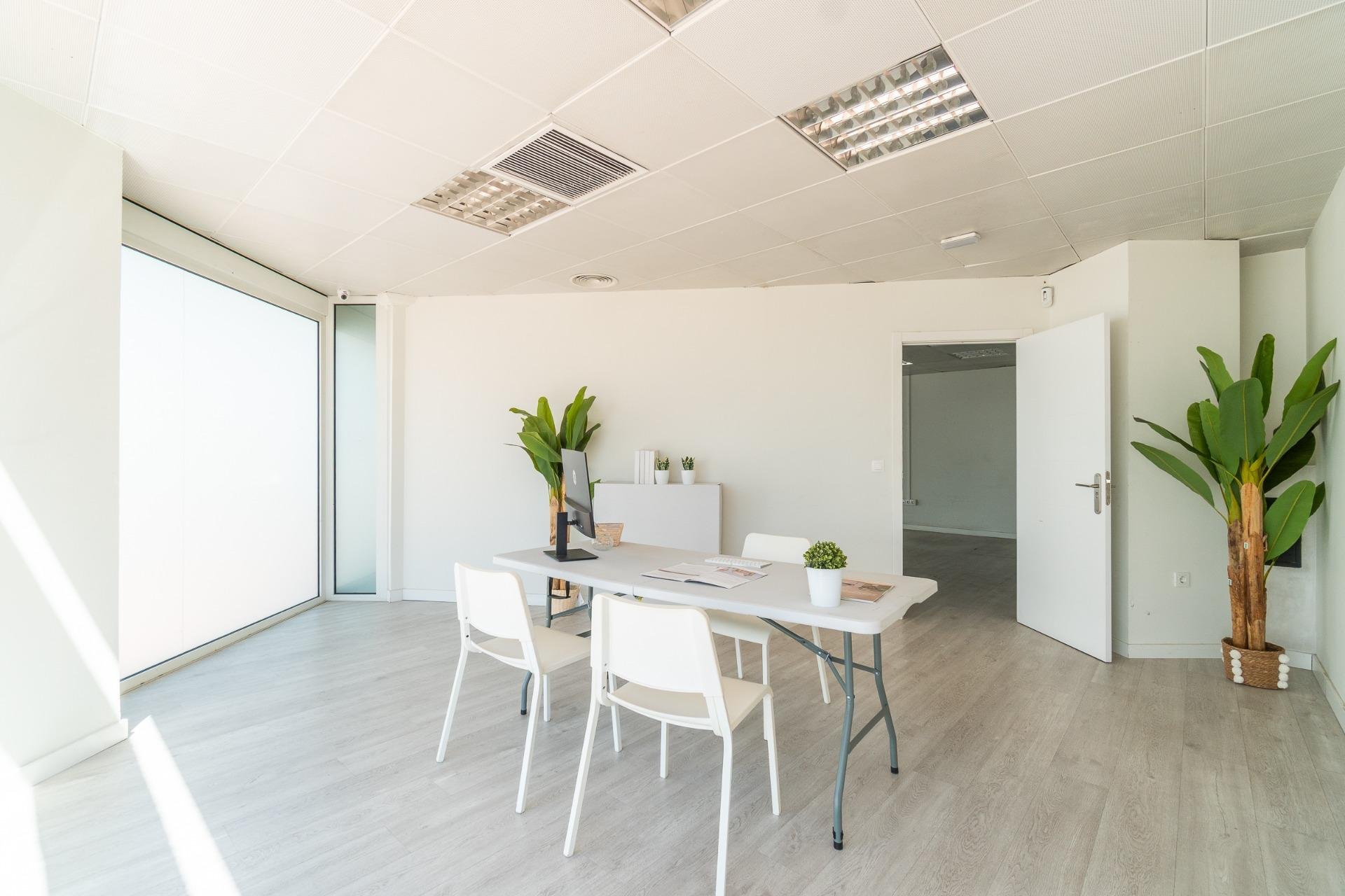 Long Term Rental - Commercial Unit -
Orihuela Costa - Playa Flamenca