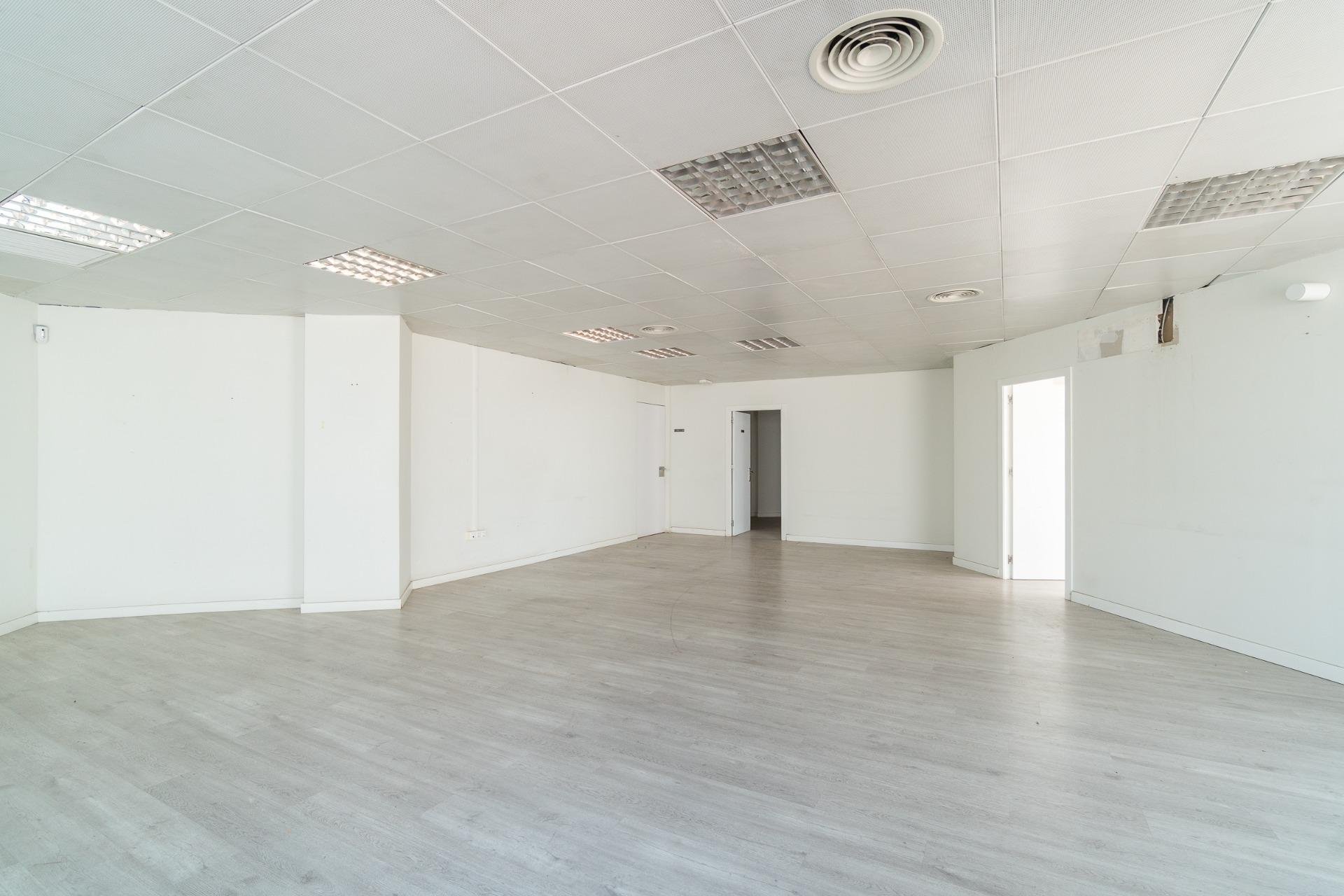 Long Term Rental - Commercial Unit -
Orihuela Costa - Playa Flamenca