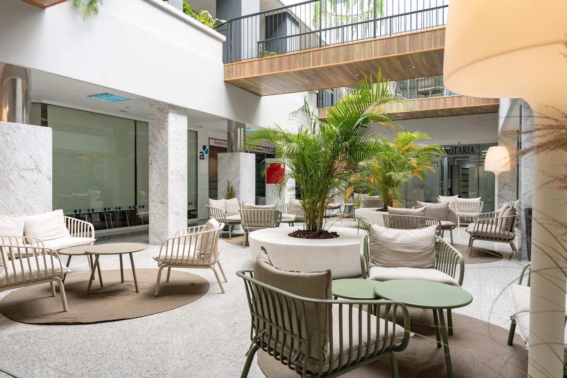 Long Term Rental - Commercial Unit -
Orihuela Costa - Playa Flamenca