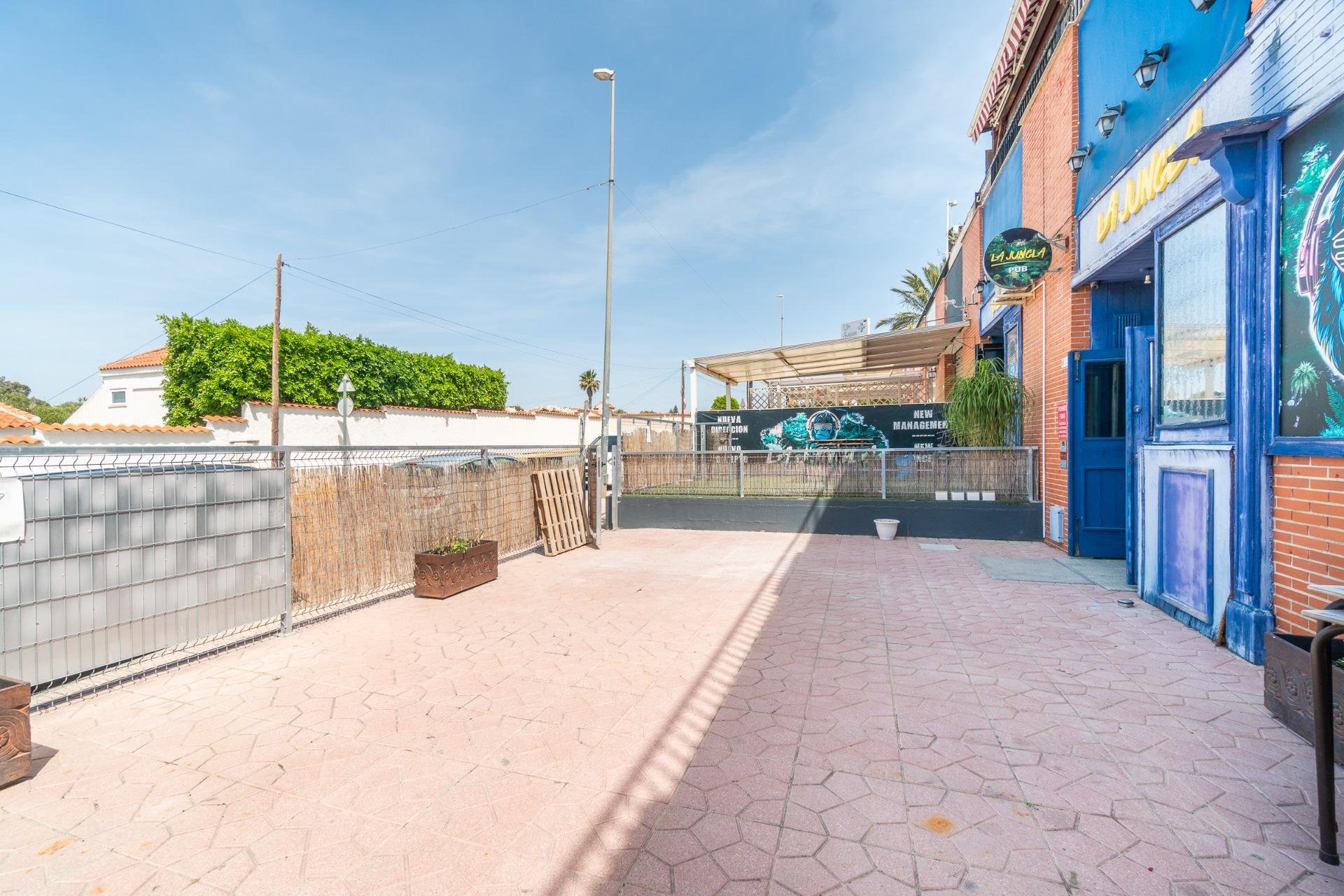 Long Term Rental - Commercial Unit -
San Fulgencio - URB. LA MARINA