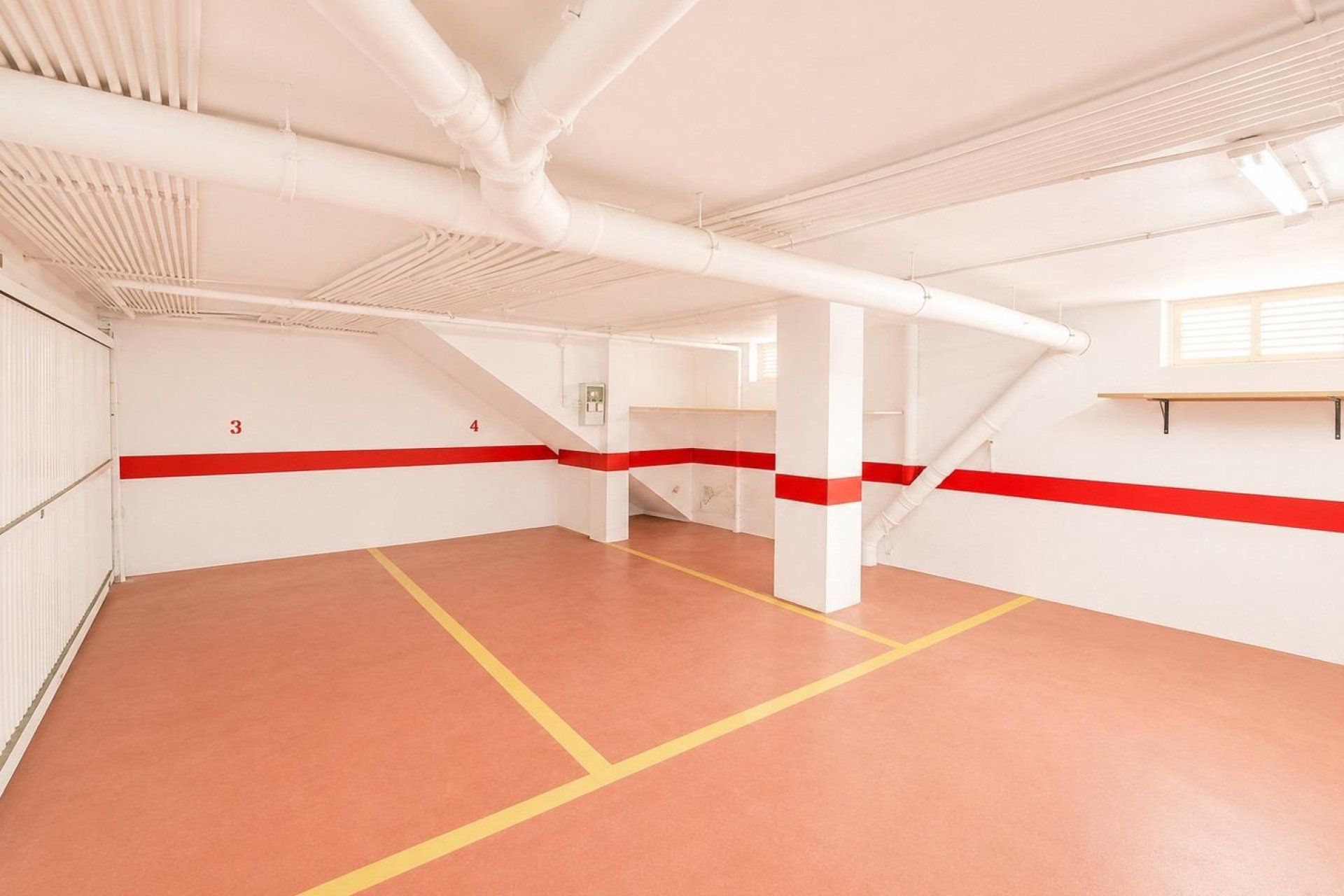 Long Term Rental - Garage -
Torrevieja - Center