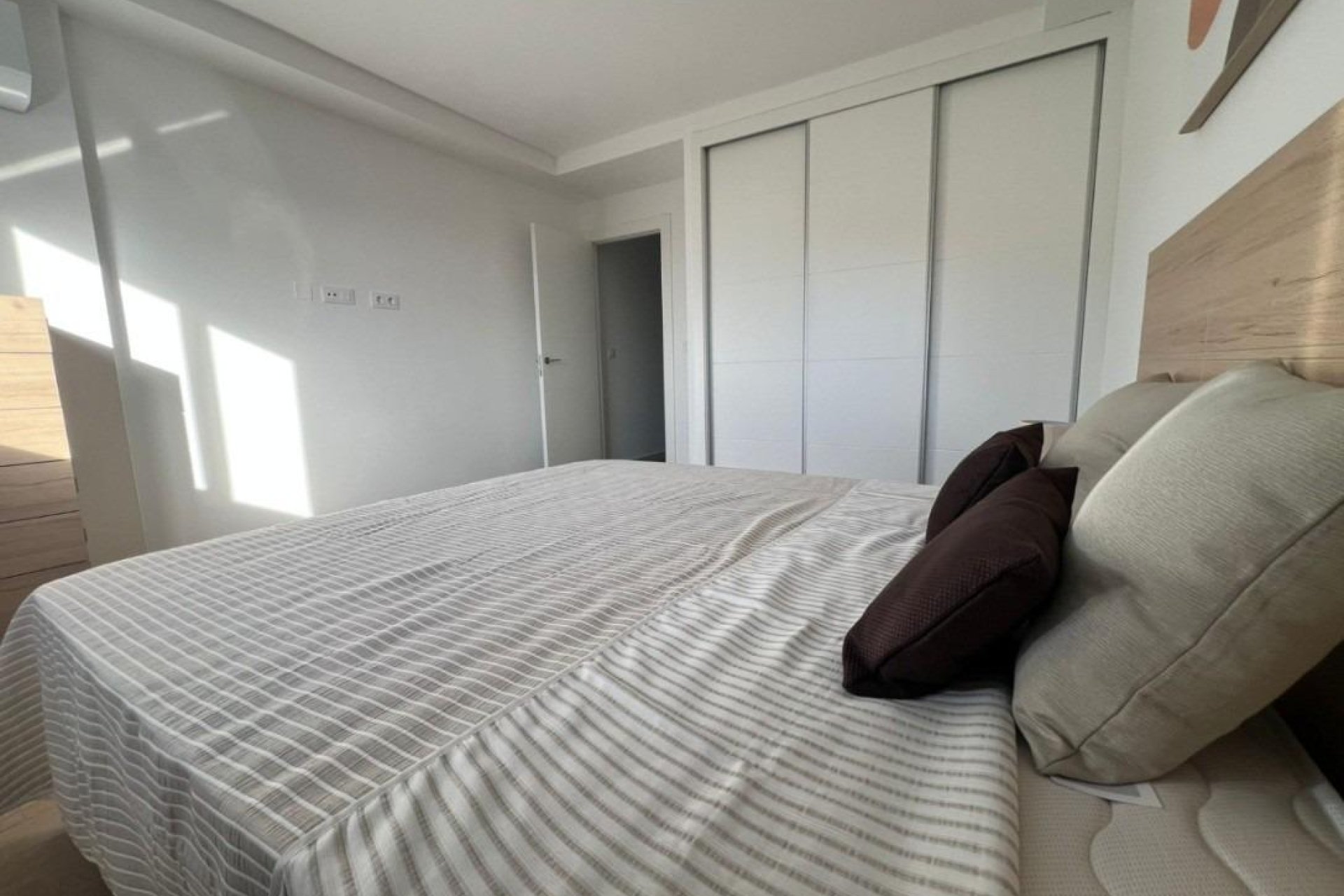 New Build - Townhouse -
La Union - centro