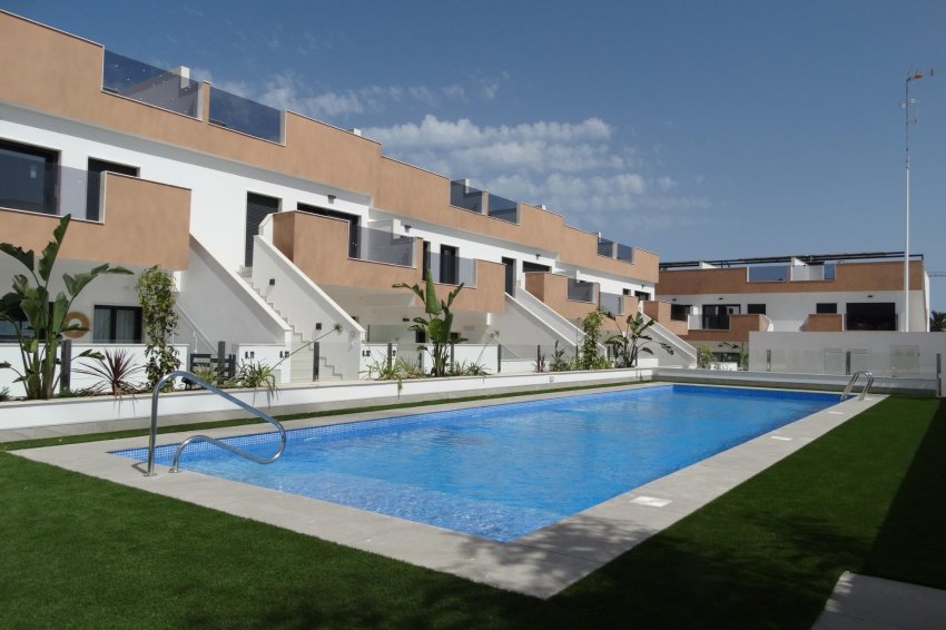 Nyproduktion - Bungalow -
Pilar de la Horadada - pueblo