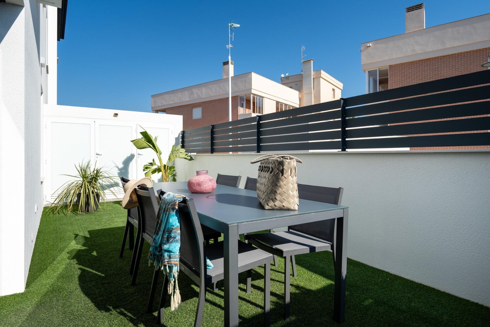 Nyproduktion - Quad House -
Gran Alacant