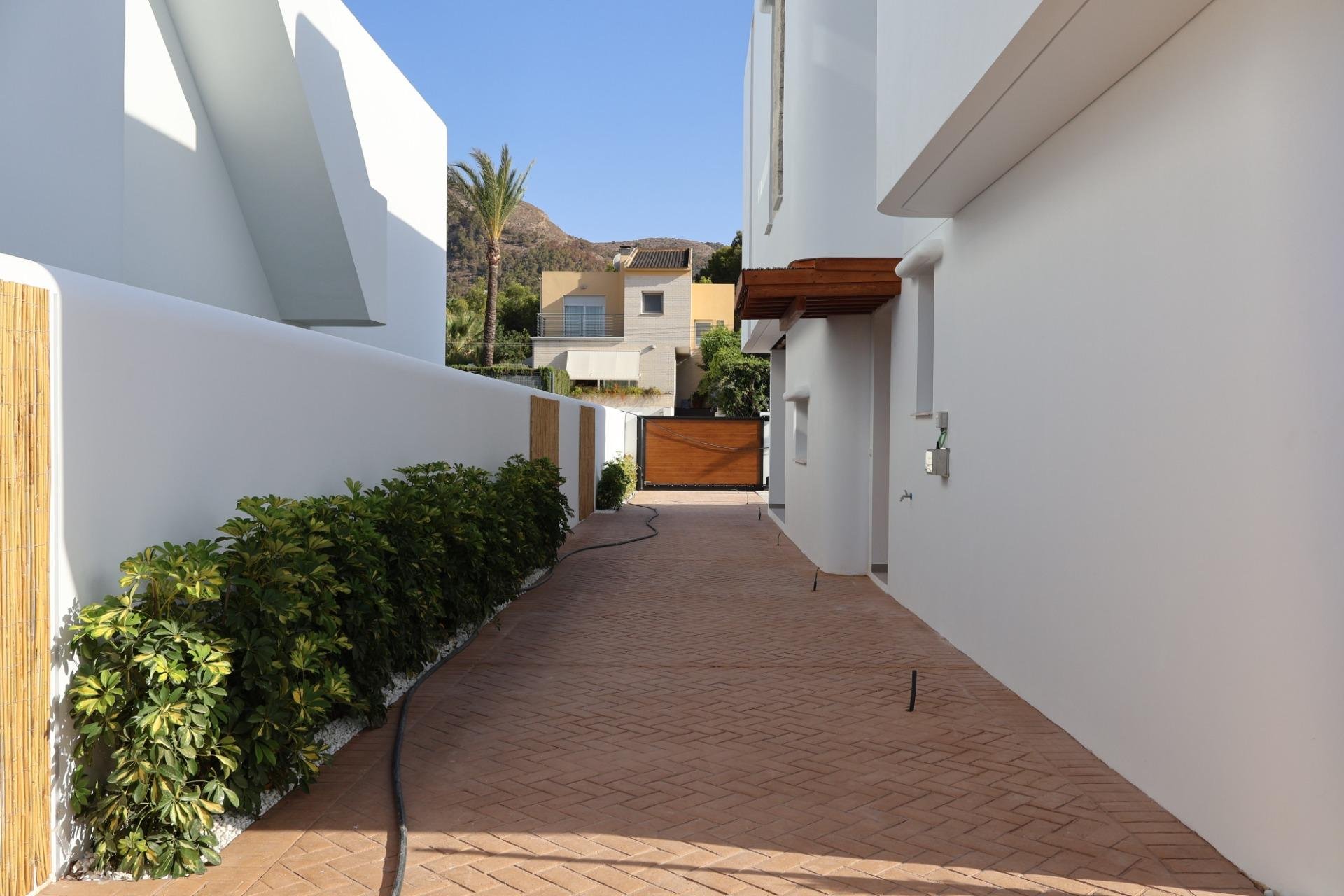 Nyproduktion - Villa -
Alfas del Pí - El Albir